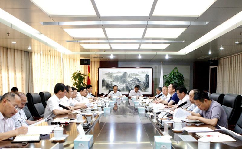 中心組學習_1.jpg 中心組學習_1.jpg